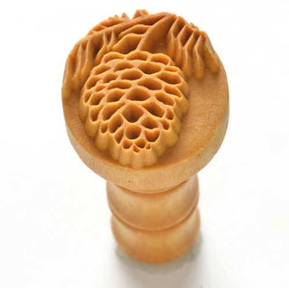 MKM Stamps 4 Clay SCM #180 Pine Cone (2.5cm)